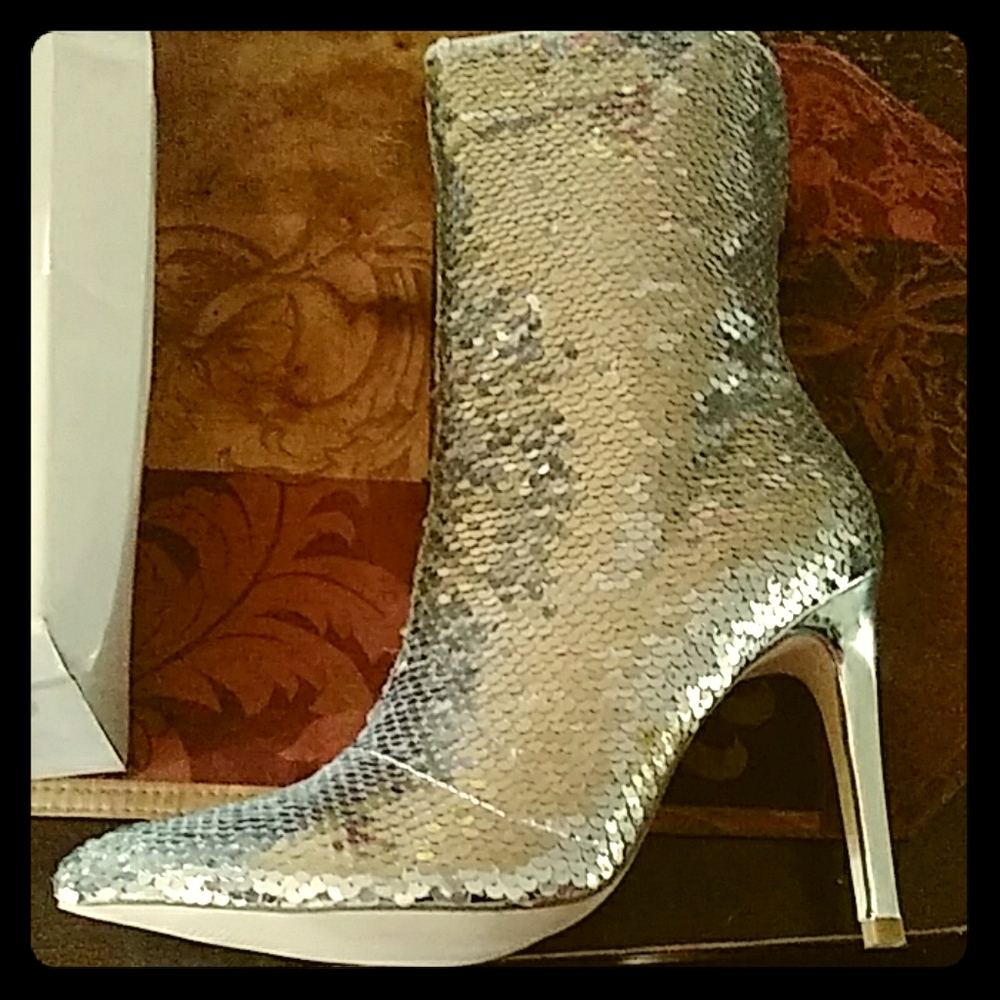 Calf boots